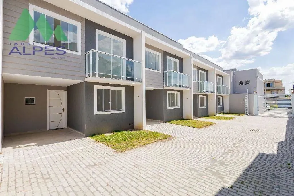Sobrado com 3 dormitórios à venda, 78 m² por R$ 398.000,00 - Boqueirão - Curitiba/PR