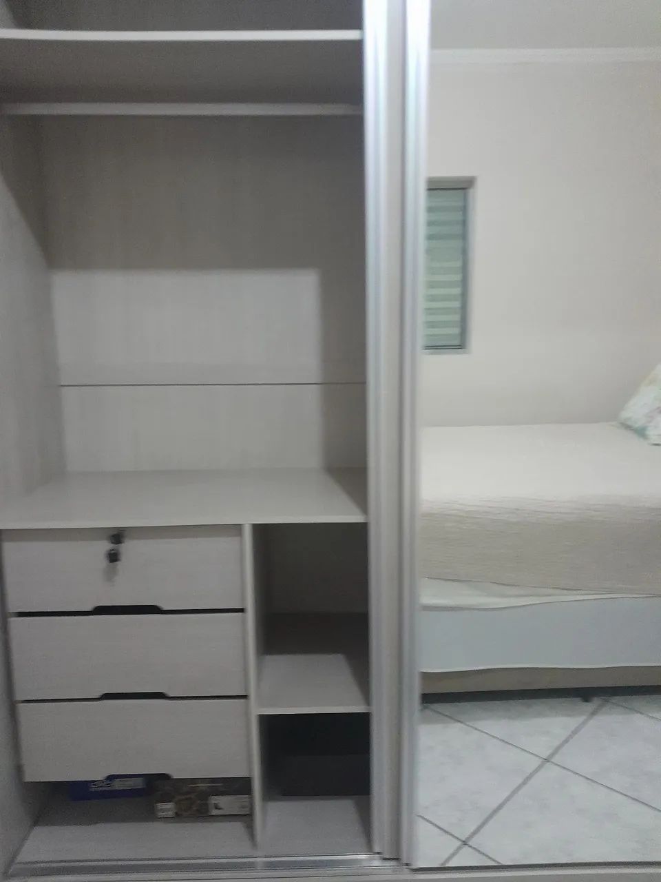 Guarda-Roupas de Casal com Espelho - Foto 3