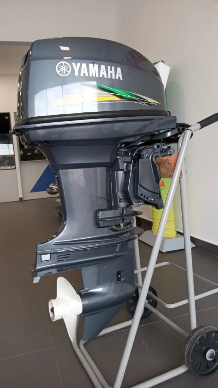 MOTOR DE POPA YAMAHA 40HP  - Foto 2