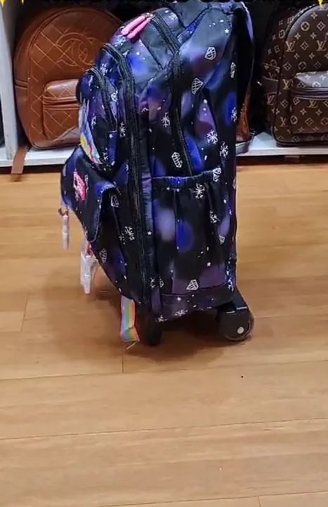 Mochila escolar de rodinhas infantil Stitch - Foto 2