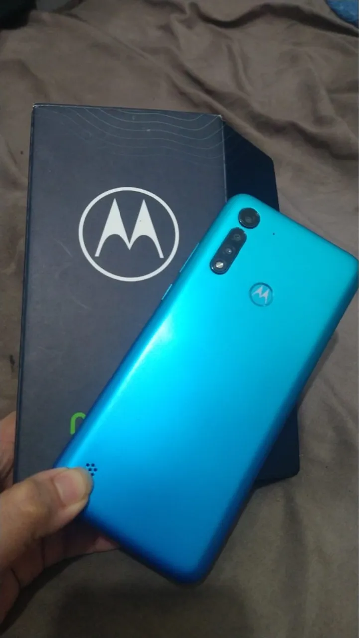 celular Motorola moto G8 Power lite faço envio ou entrego no endereço acompanha carregador