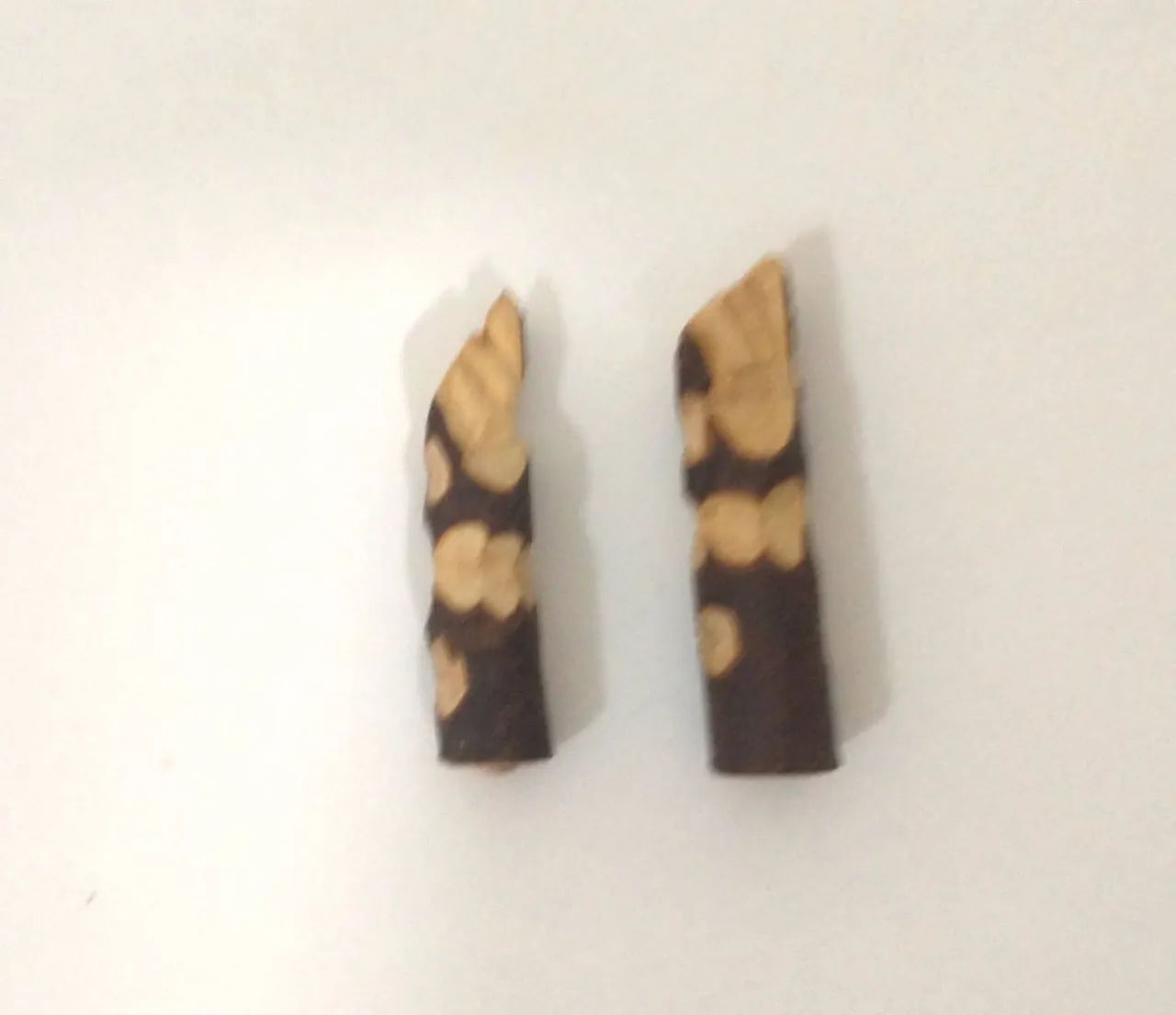 Duas figas da sorte Miniaturas de madeira - Foto 3