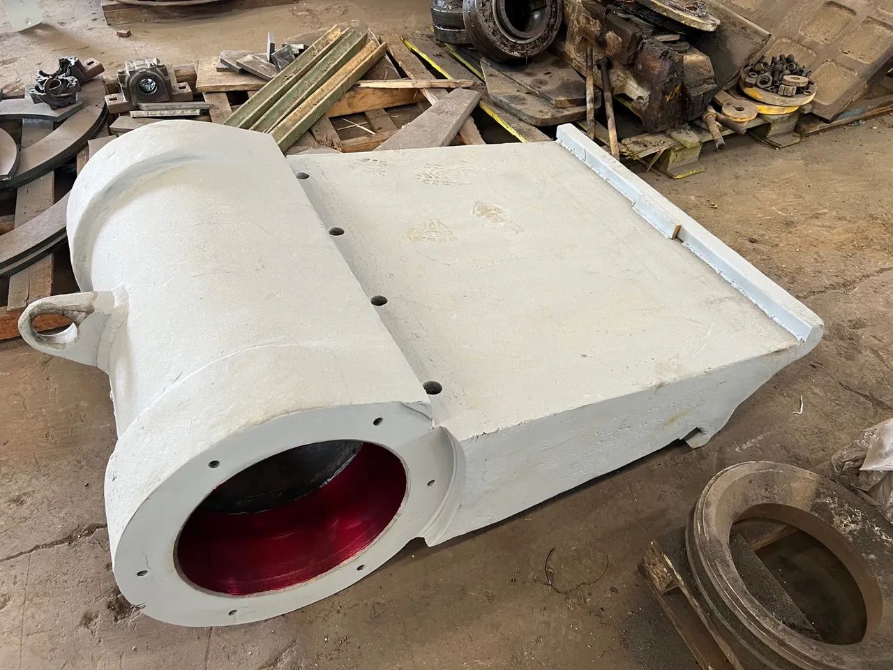 Britador ( Queixo do britador 90x26 faço )