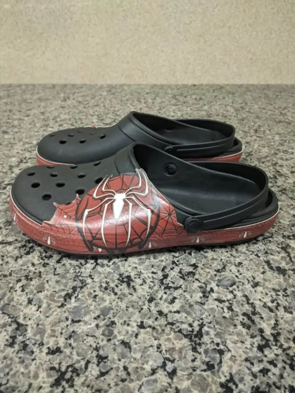Sandália Spider-Man masculina nº 39 - Nova + Meião de futebol novo de brinde!