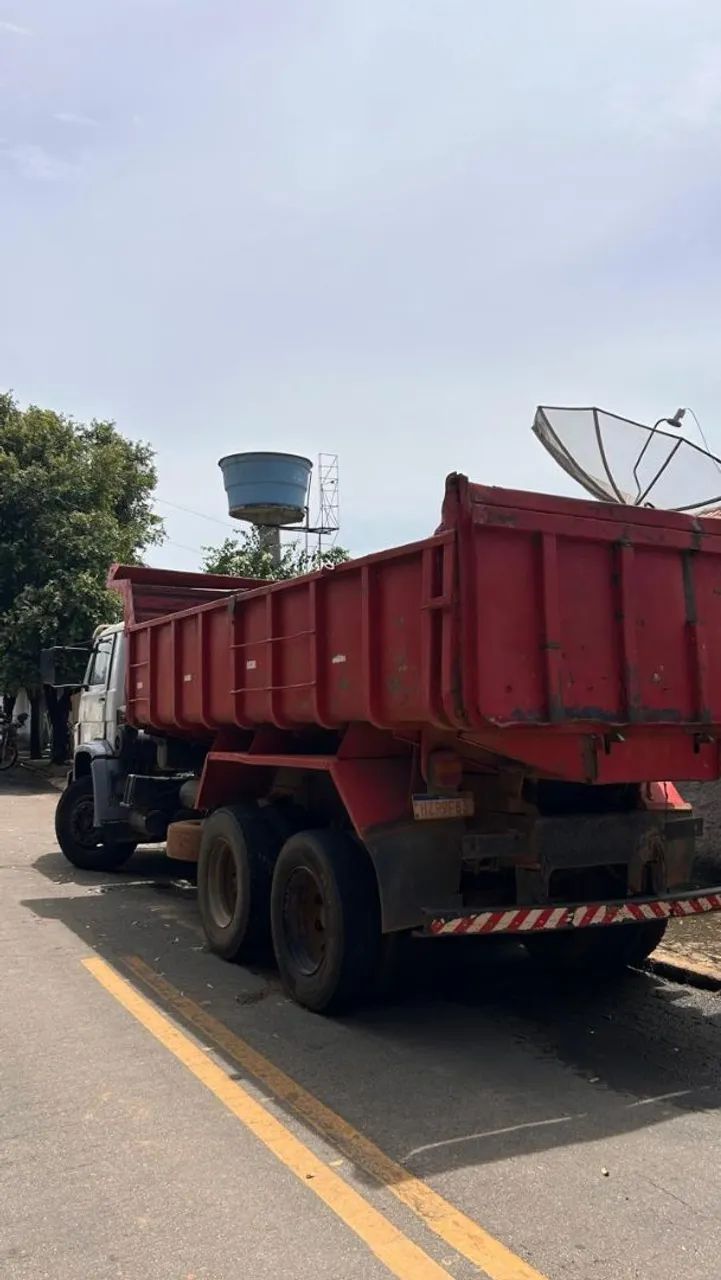 Vw 23220 Caçamba Basculante  - Foto 2