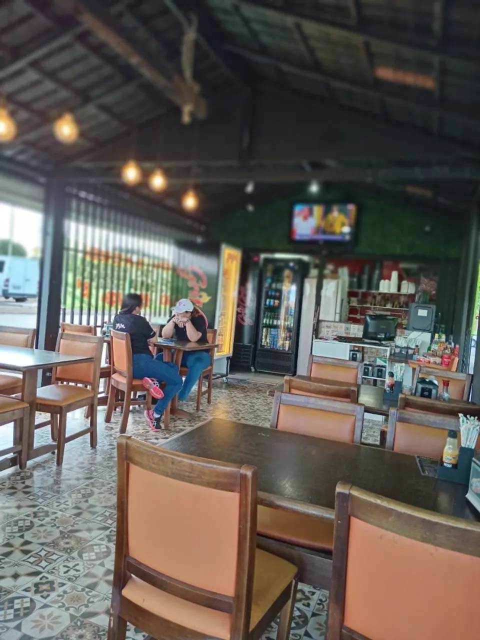 Vendo toda estrutura Quiosque em pleno funcionamento na Eqnm 24/26, aluguel barato