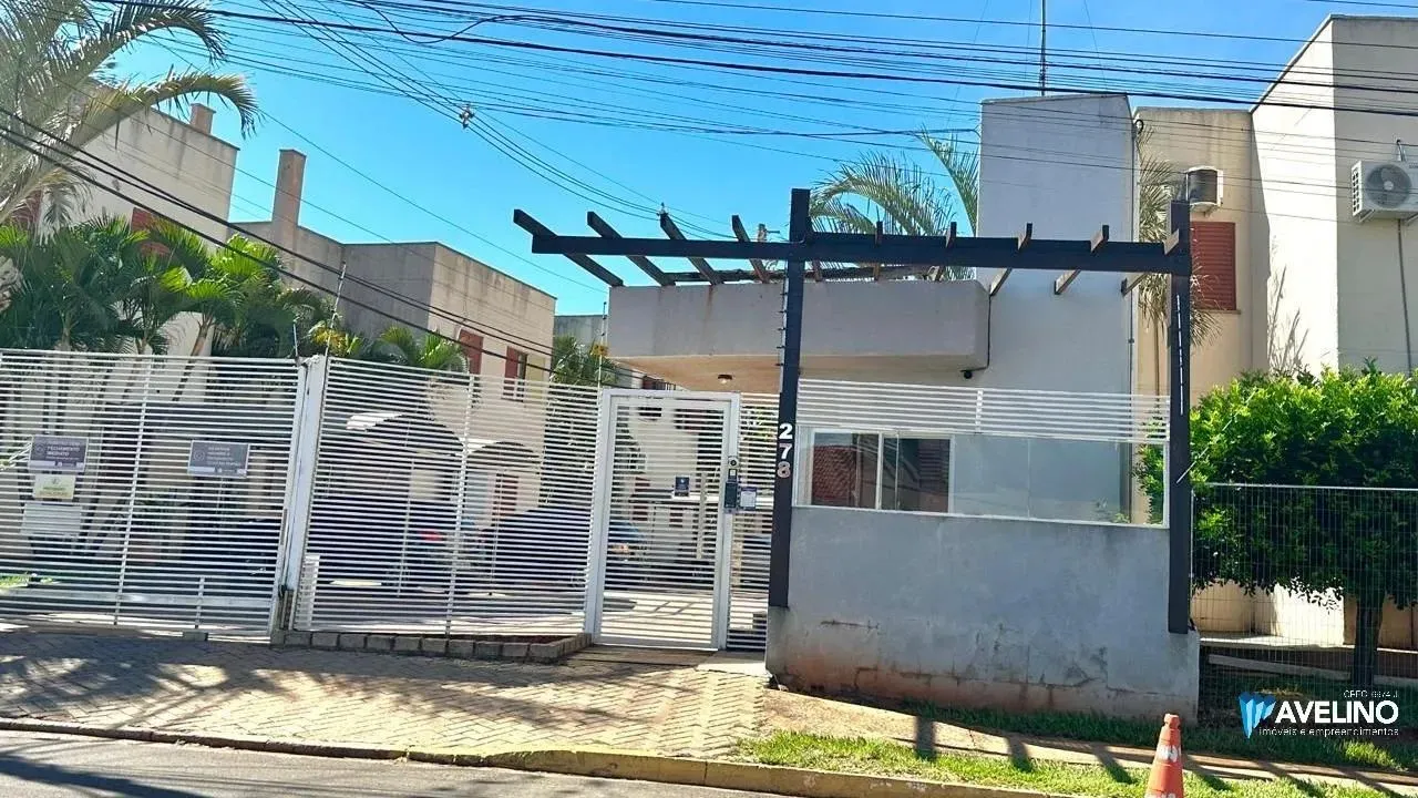 Oportunidade! Térreo Porteira Fechada, 3 quartos Próximo à Uniderp.