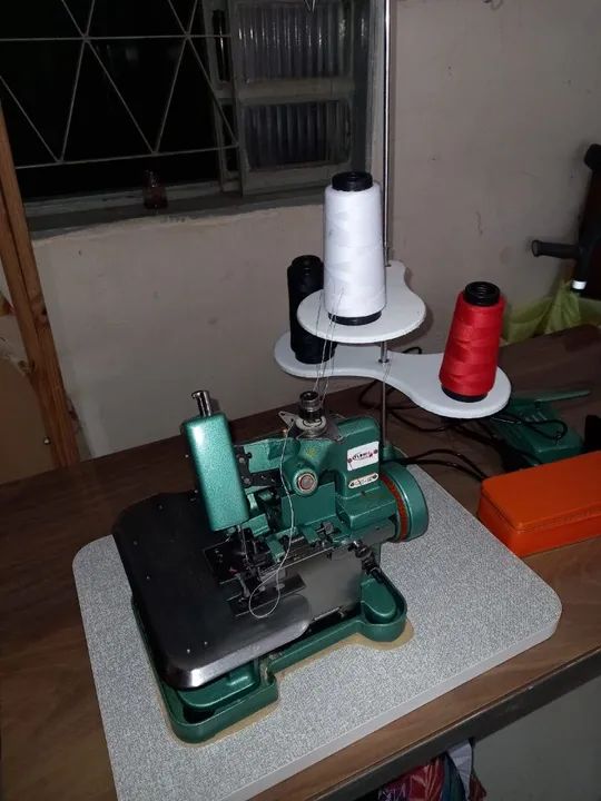 Máquina de Costura Industrial Overlock - Foto 3