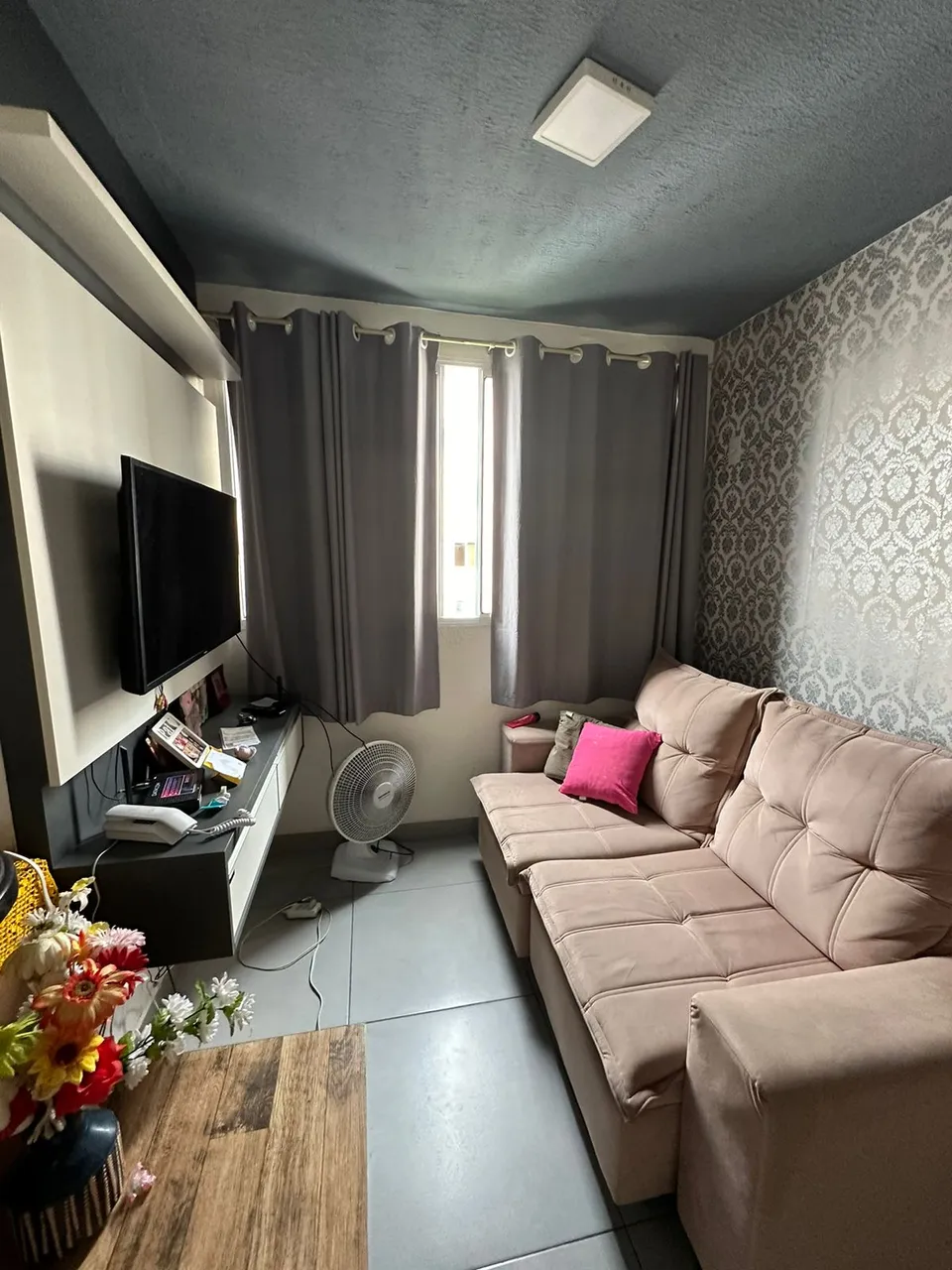 Conquista Flores 2 Qts/ 42m²/ 2° Andar/ 1 Vaga