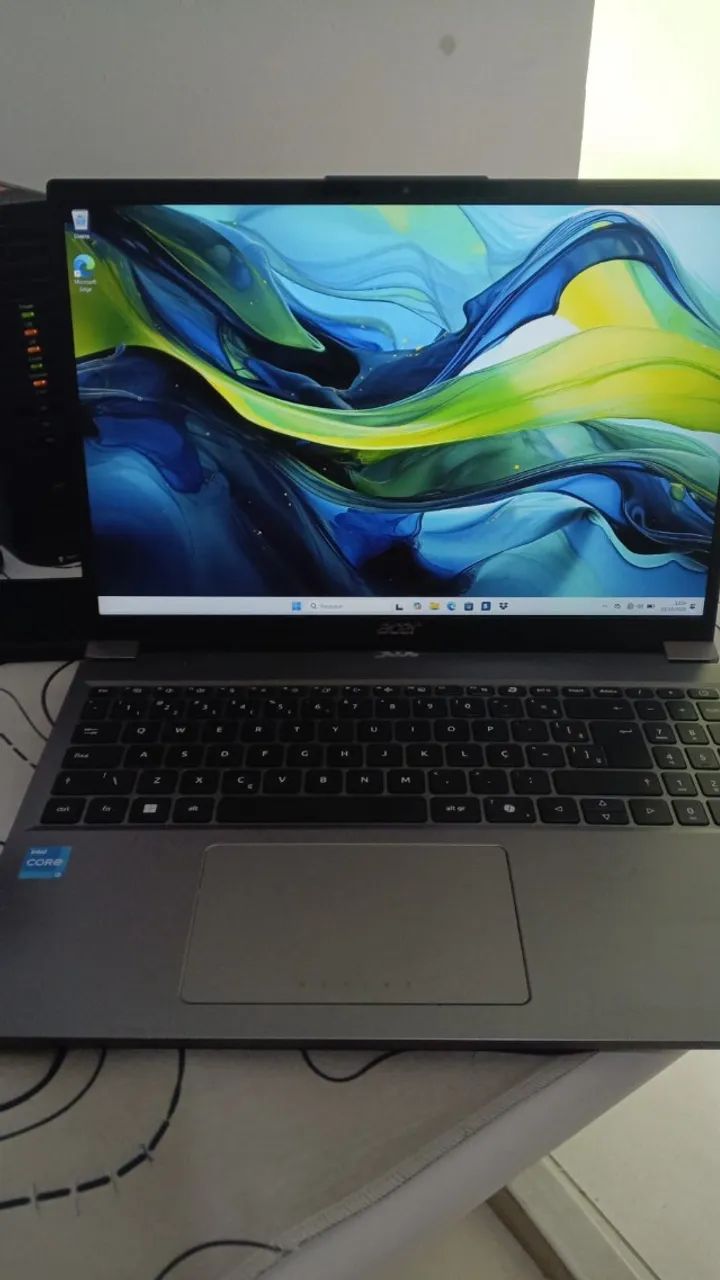 Vendo Notebook Intel Core i3