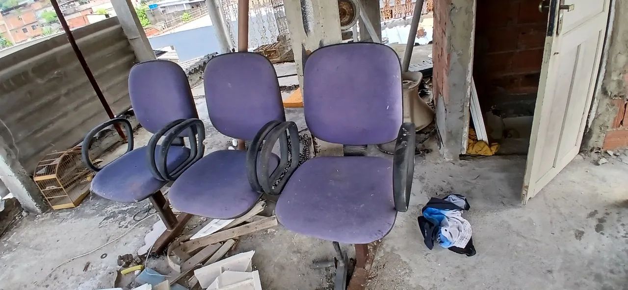 Ven_Se poltronas Conjudas 