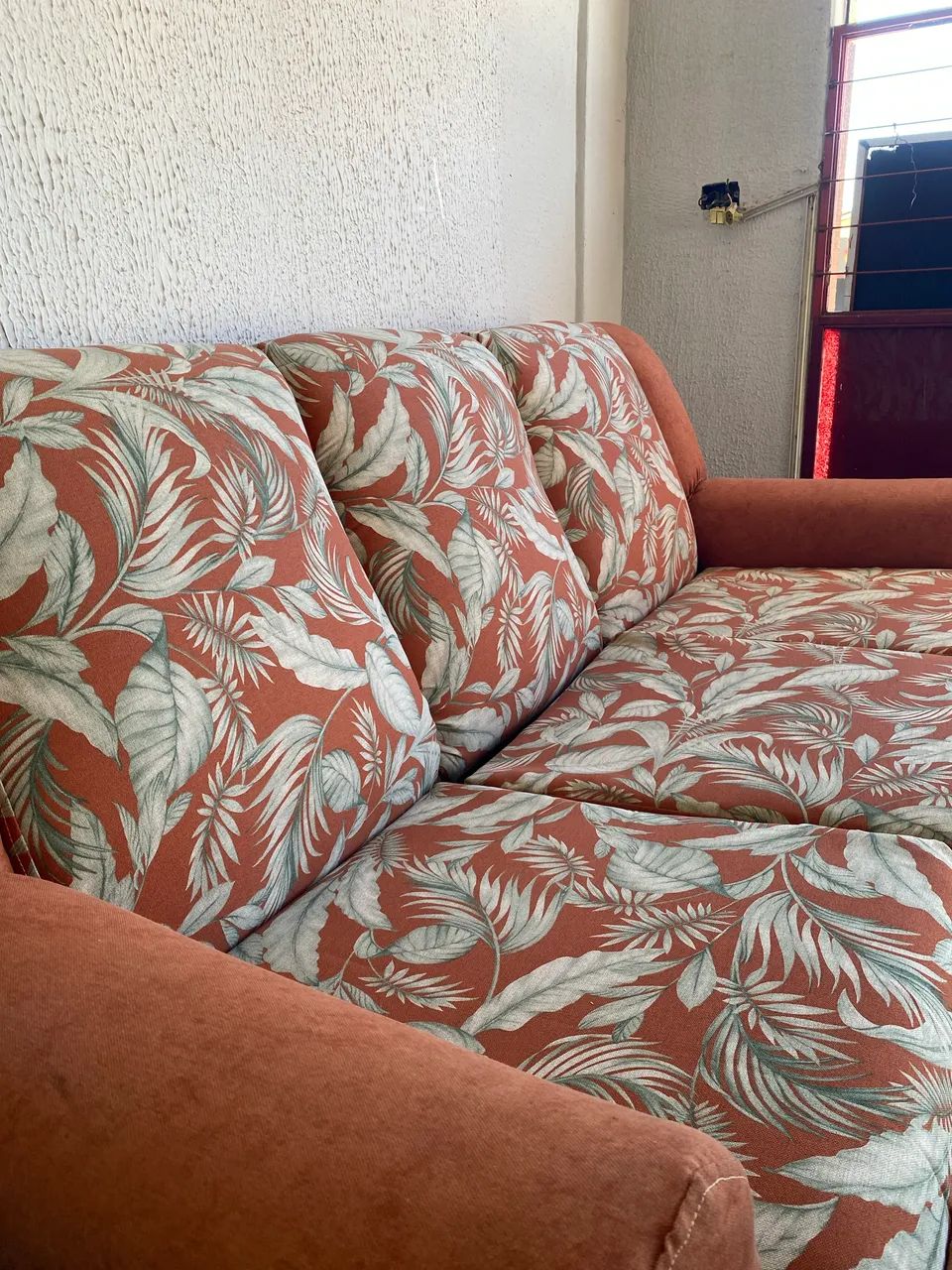 Sofá cama- perfeito para apartamentos  - Foto 3
