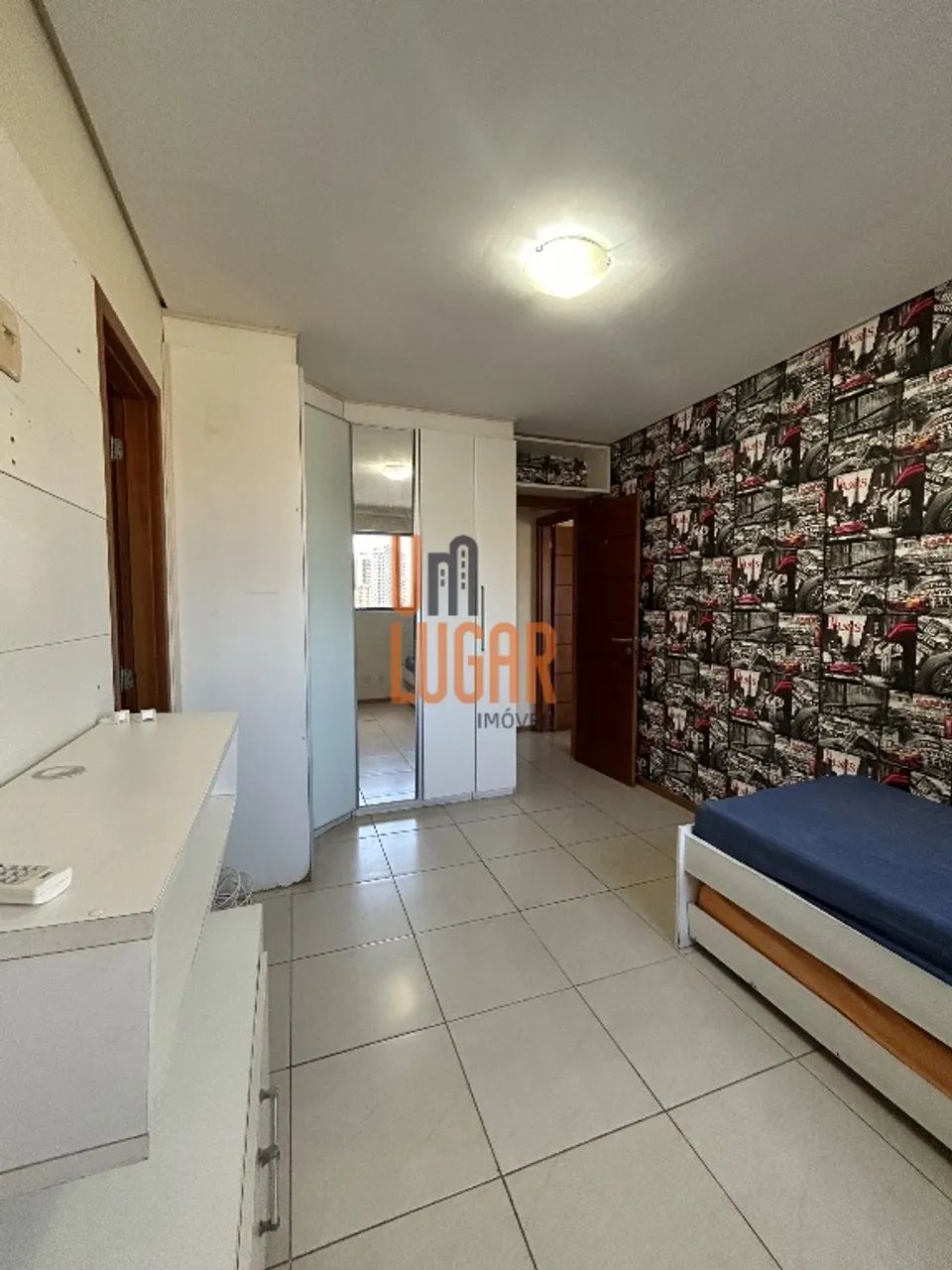 Um Lugar Imóveis Vende / Aluga Apartamento com 3 Suítes no Edifício Village Moon, Umarizal - Foto 4