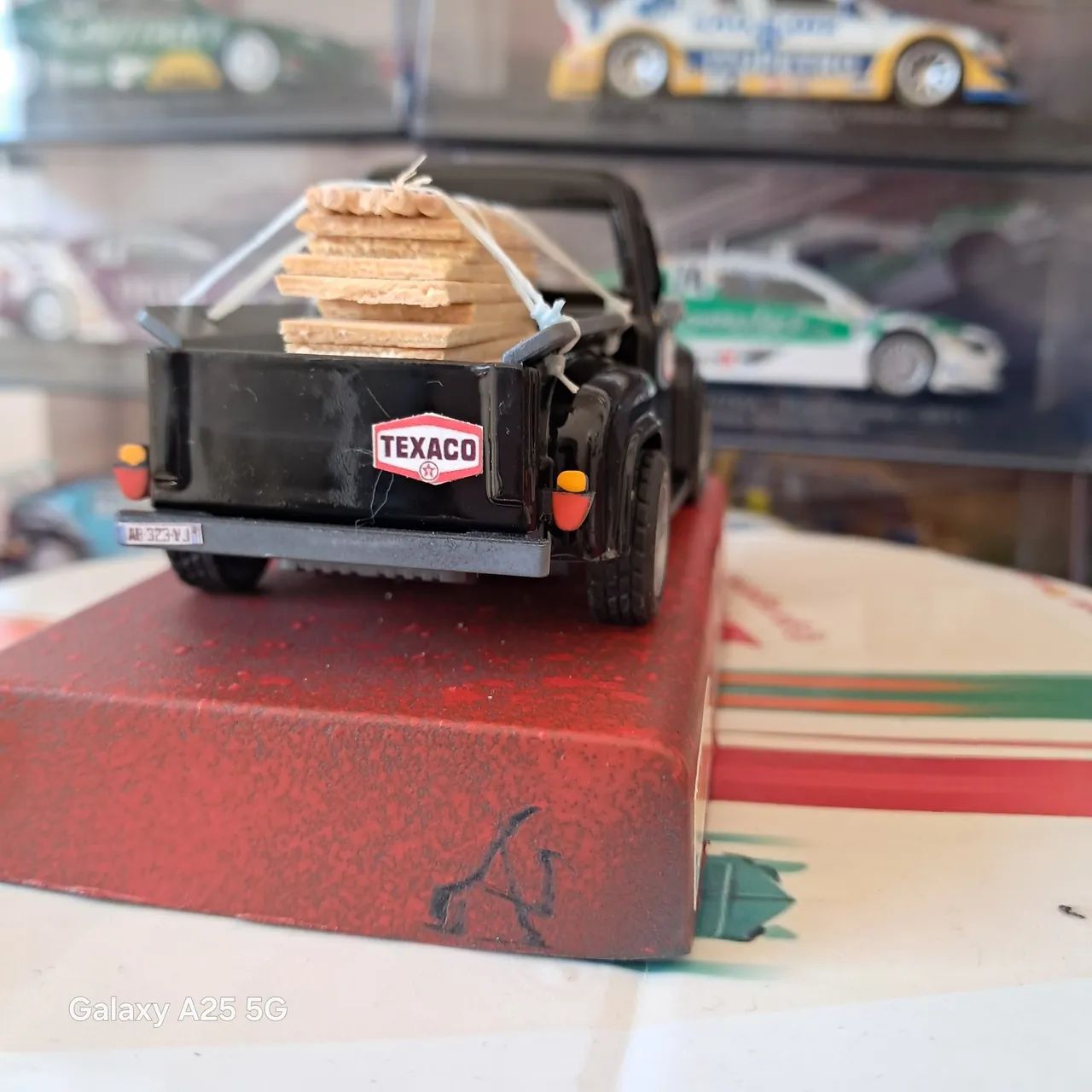 Miniaturas escalas 1:43 - Foto 2