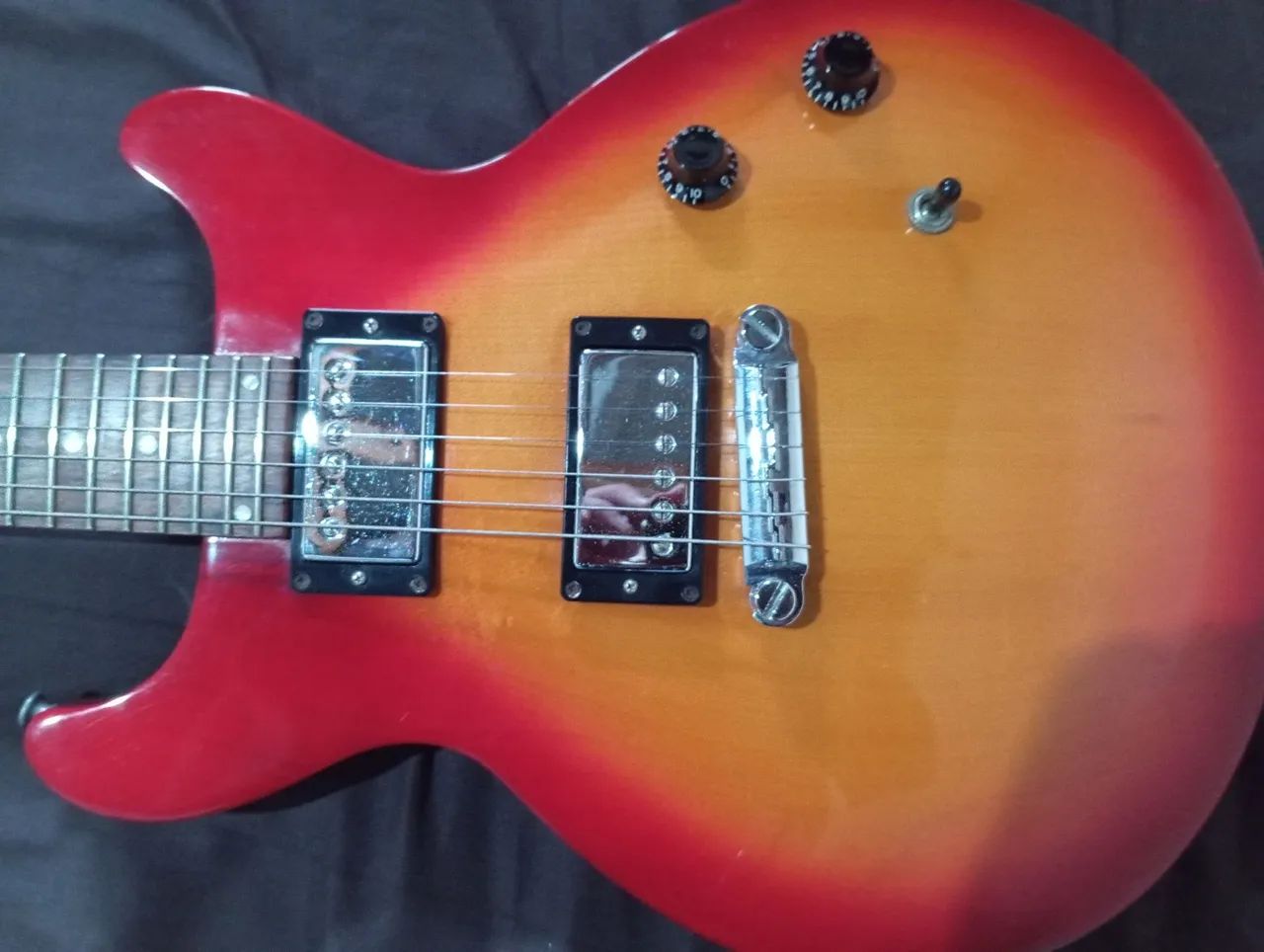 Guitarra Gibson DC Studio ( Trocas ) - Foto 2