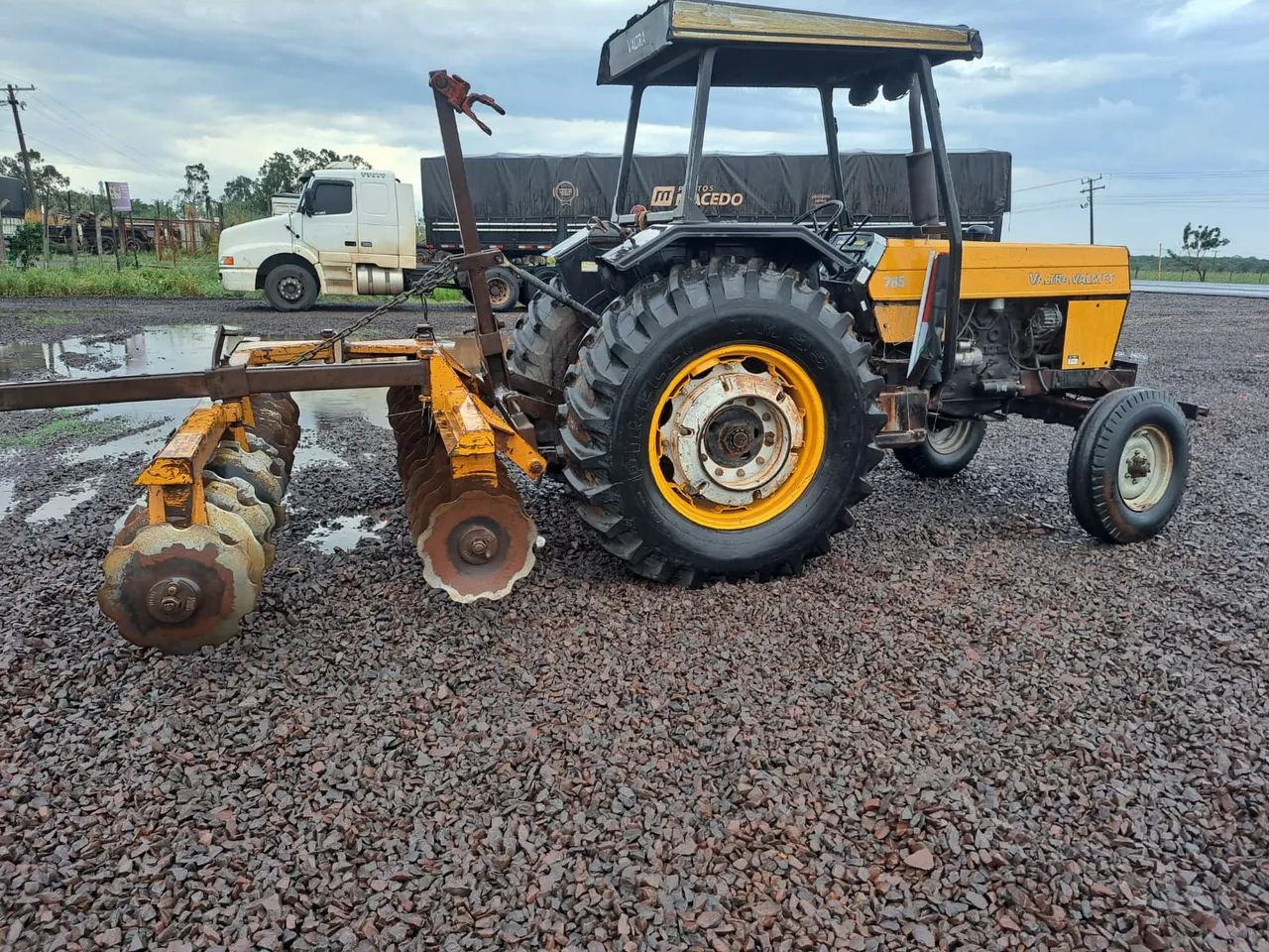 Trator Valtra 785 ano 2003 - Foto 5