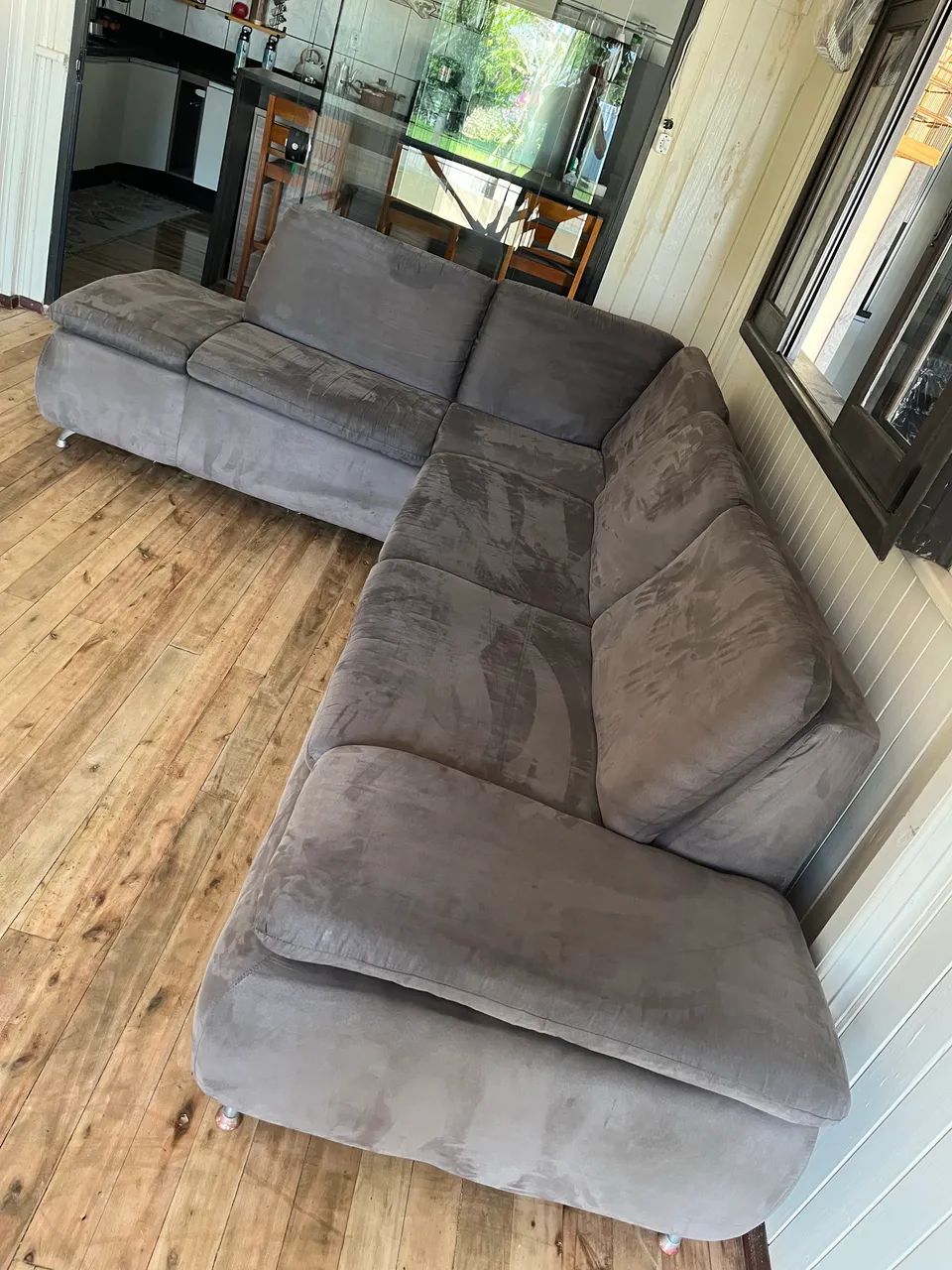 Vende-se sofá : 6 lugar / mesinha de centro  - Foto 3