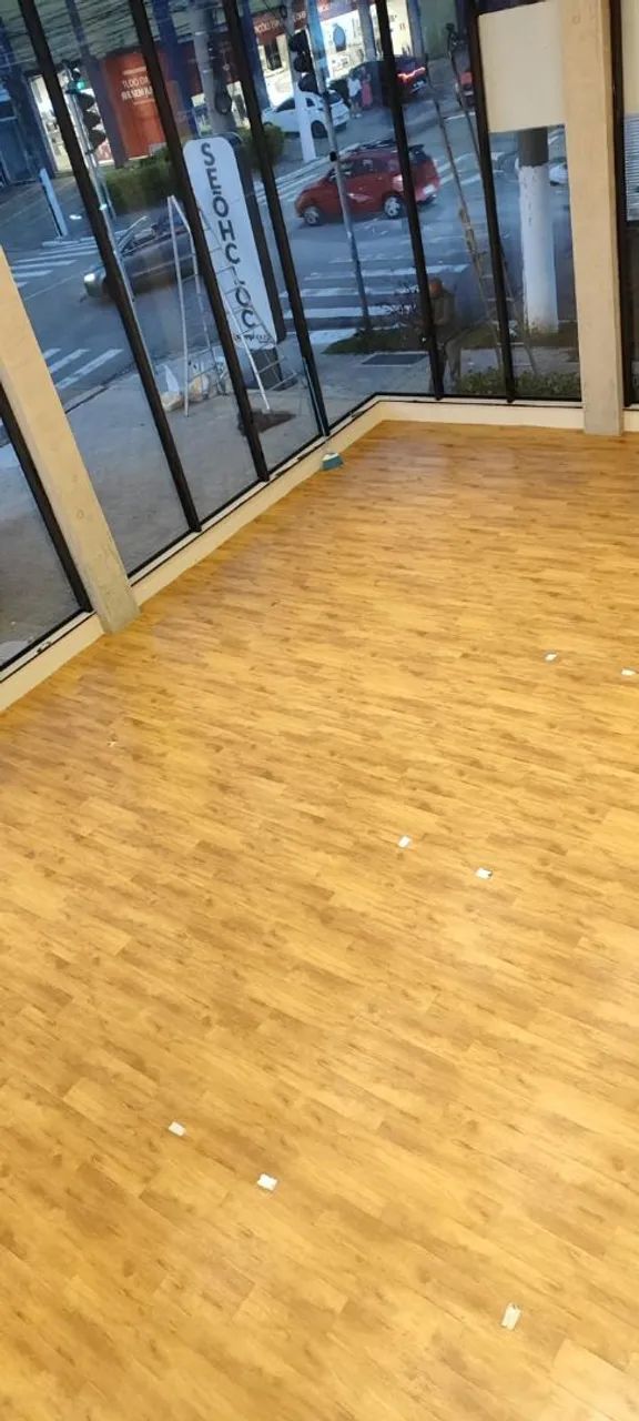 Instalação de pisos vinílicos e rodapés  - Foto 5