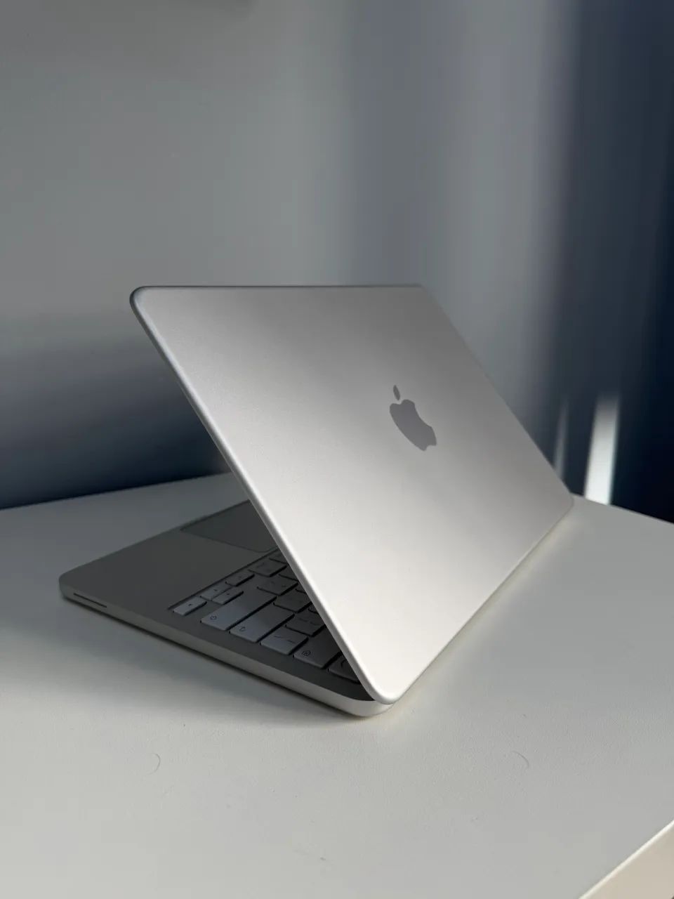 MacBook Neo 512GB, Nunca Usado, 1 ano garantia Apple - Notebooks