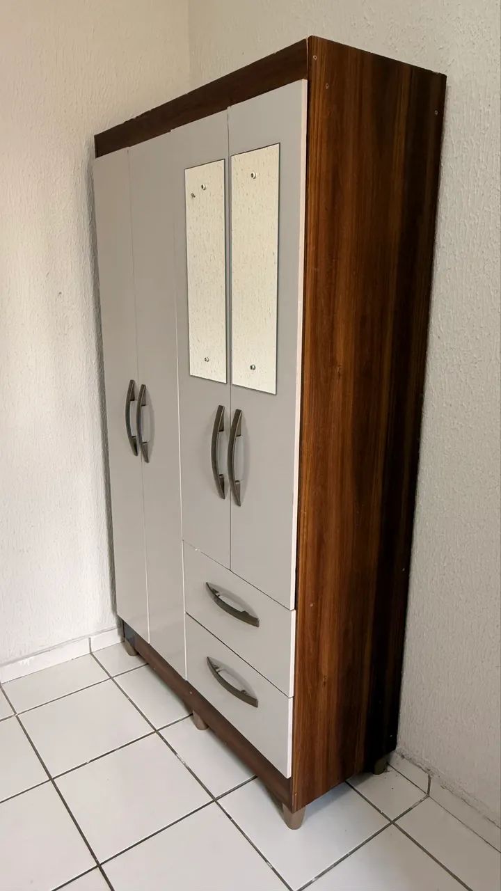 Guarda roupa solteiro