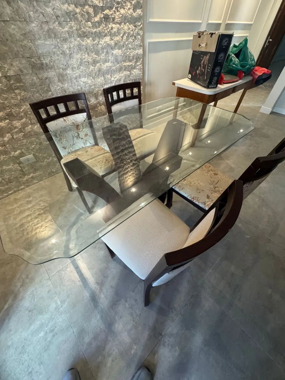 Mesa de jantar moderna em vidro - 6 lugares - Foto 5