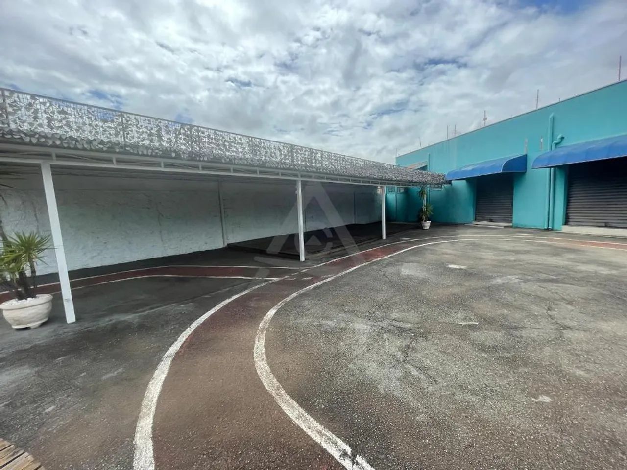 Salão para alugar em Campinas, Vila Nova, com 216 m² - Foto 2