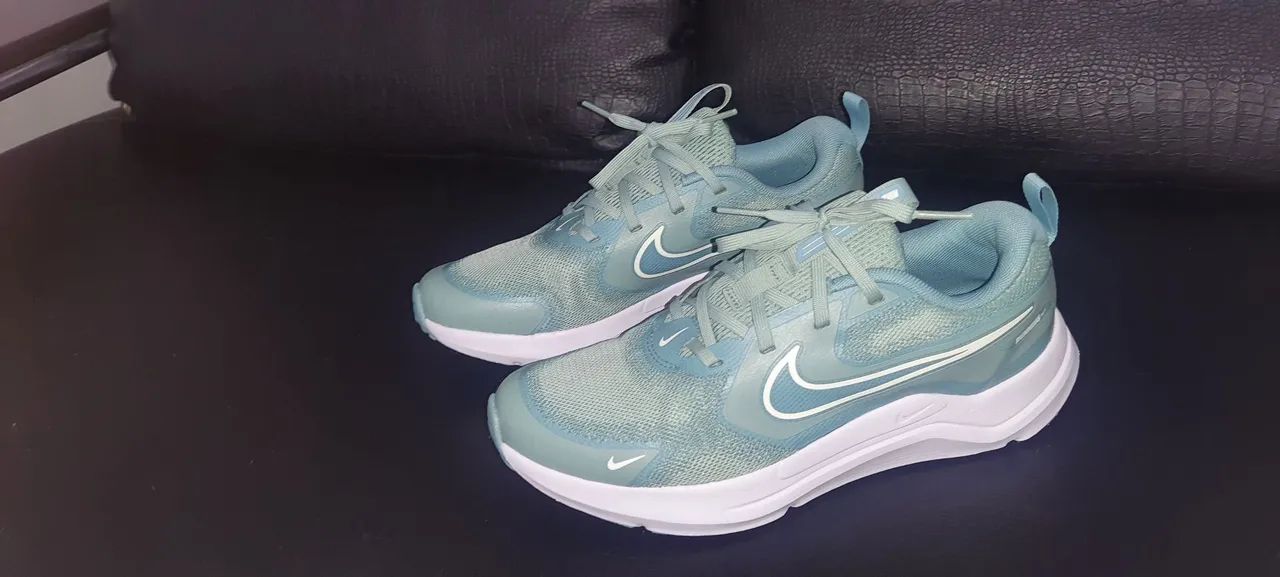 Tênis Nike cosmic 36 - Foto 4