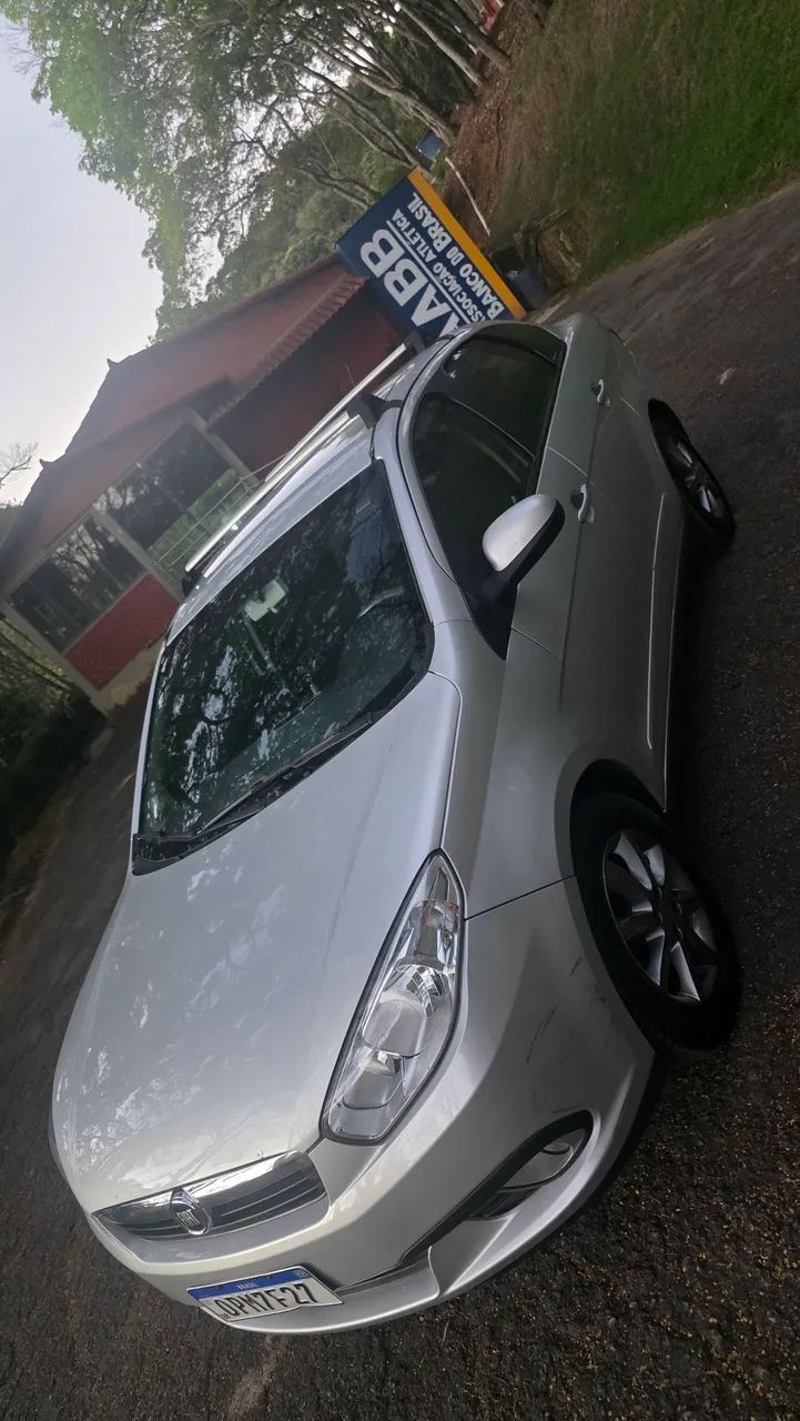 Fiat Grand Siena 2013