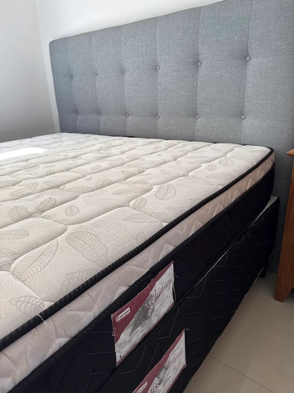 Cama completa/ colchão cabeceira e box - Foto 2