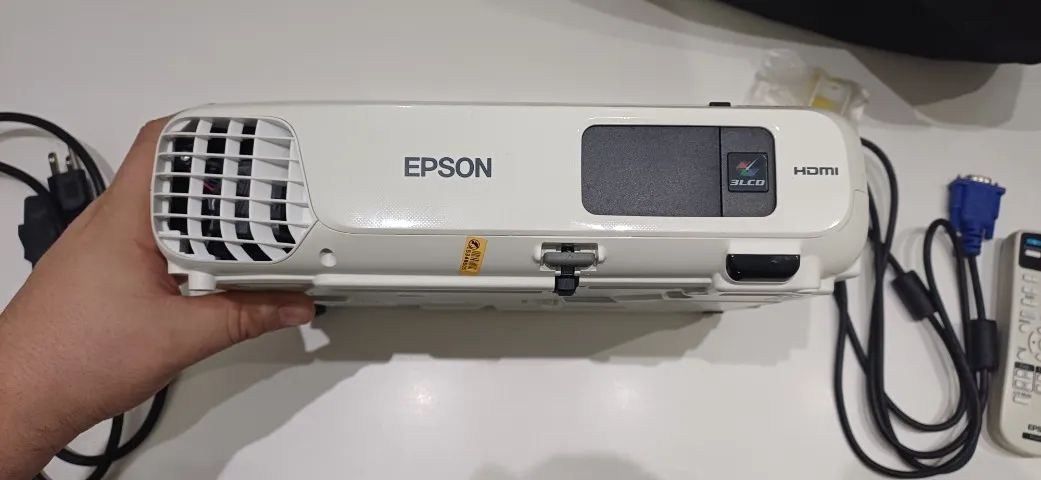 Projetor Epson Powerlite x24+ - Foto 3