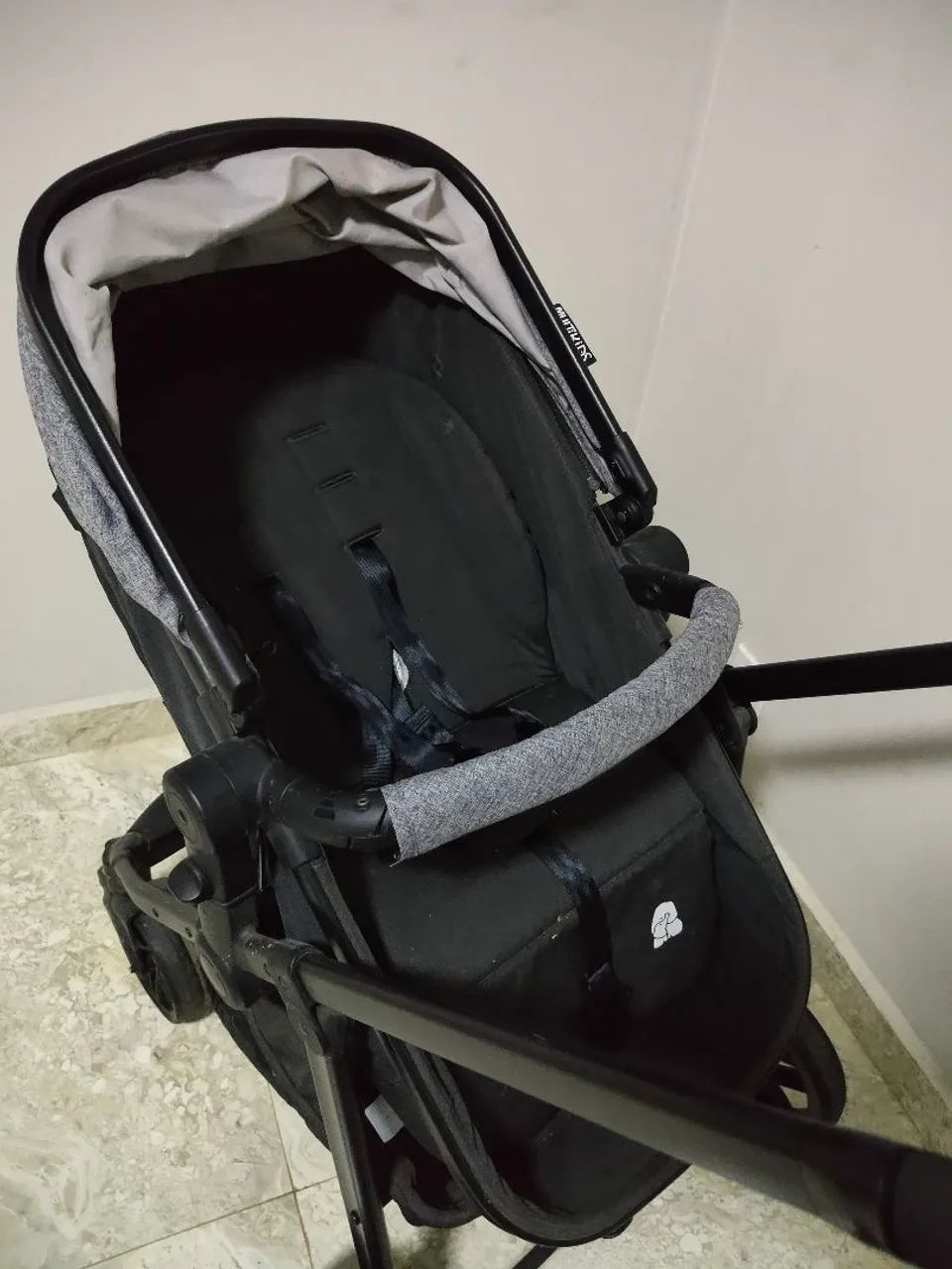 Carrinho de Bebê com Bebê conforto - Foto 3