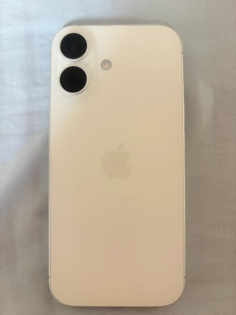 iPhone 17 branco  - Foto 2