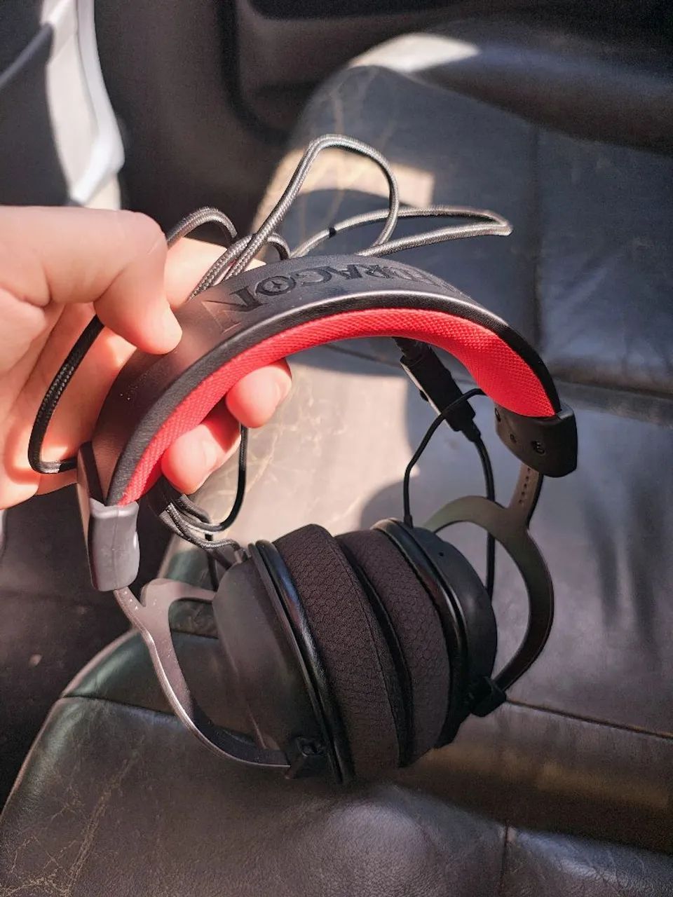 Headset Zeus Lite