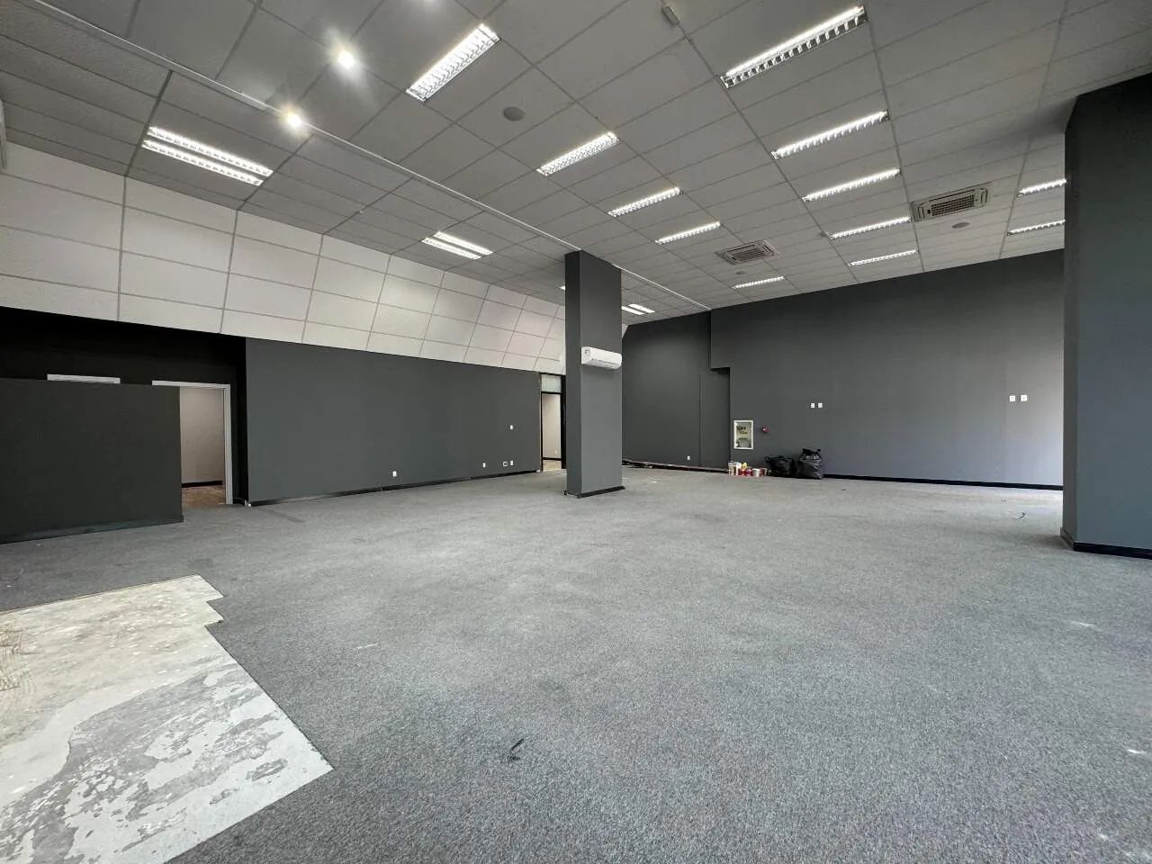 Loja comercial para aluguel no Estreito, Florianópolis (224,88 m²) - Foto 4