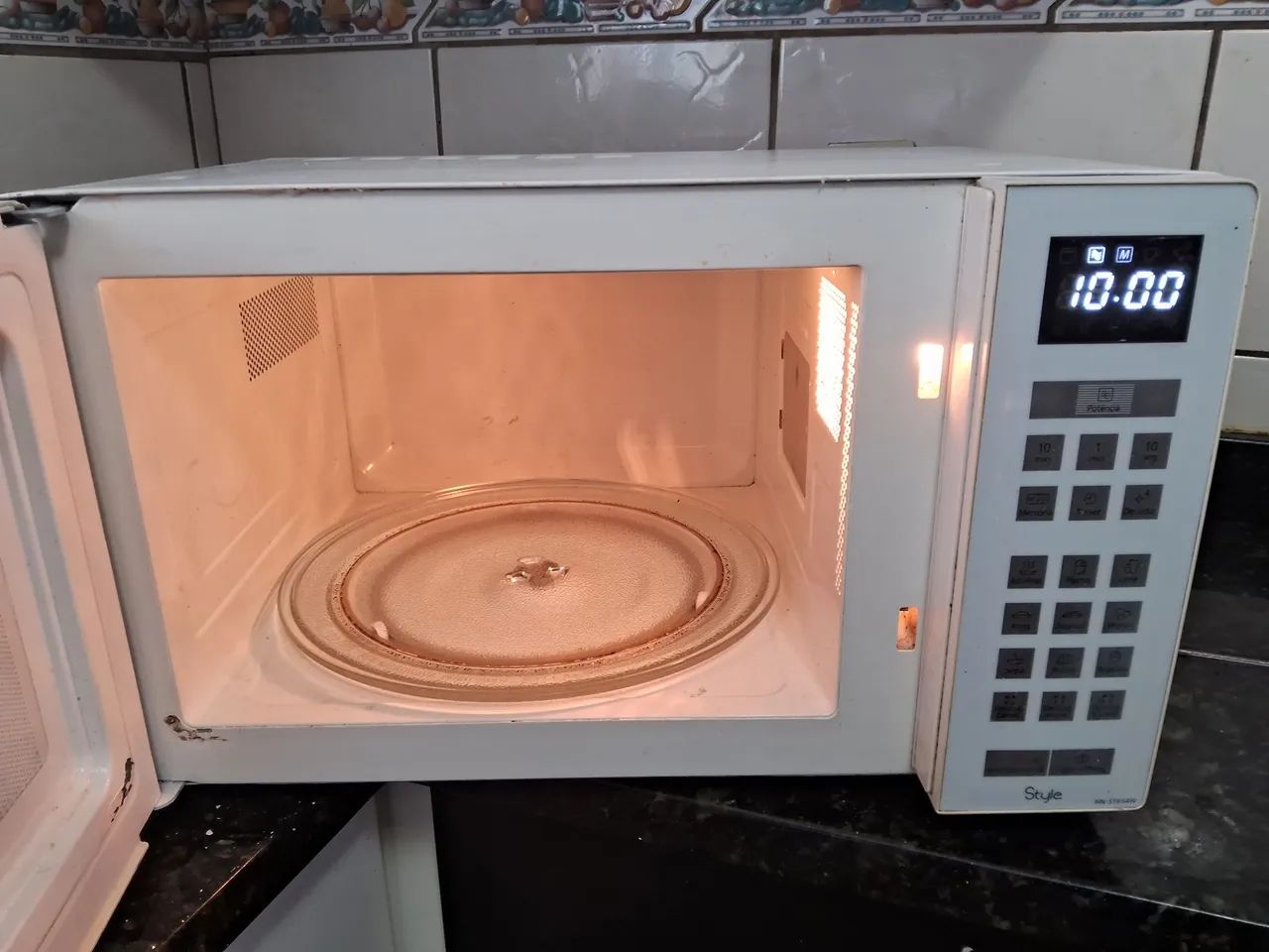 MICROONDAS PANASONIC 32 L ENTREGA INCLUÍDA  - Foto 2
