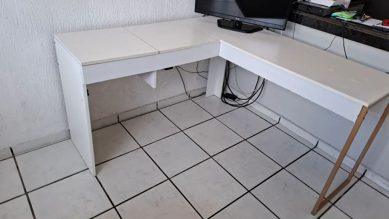 Mesa de computador - Foto 2