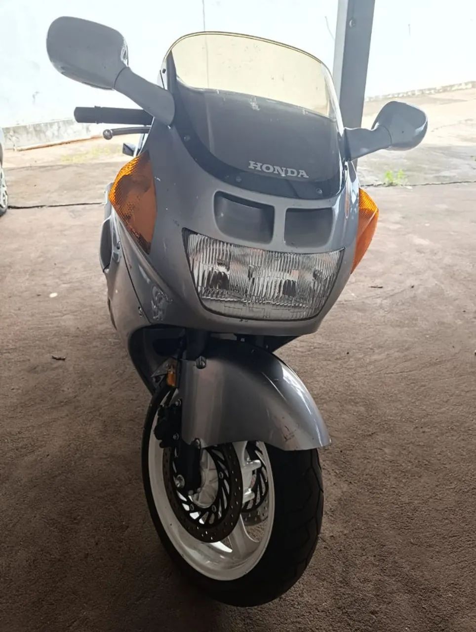 Moto CBR 1000F  - Foto 4