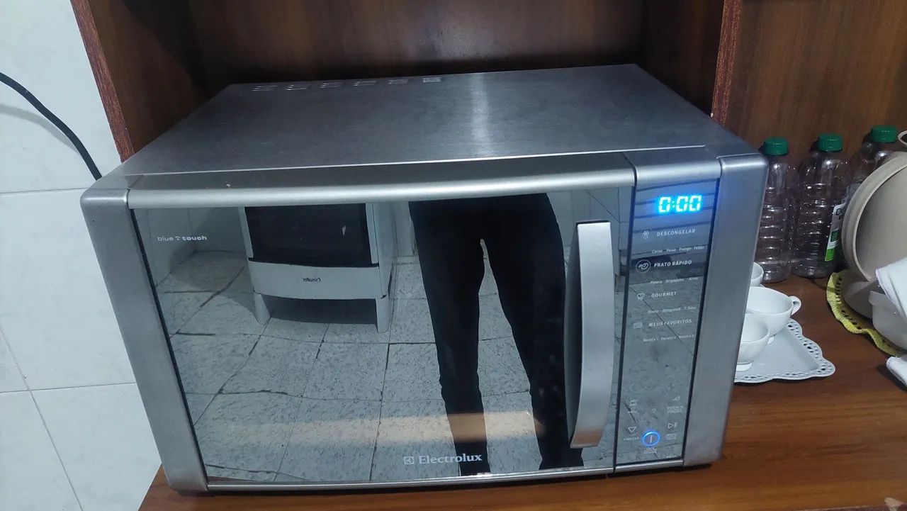 Micro-ondas Semi Novo