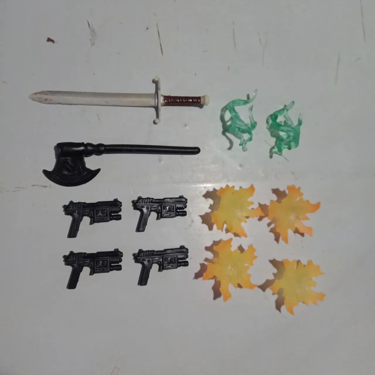Acessorios Espadas e armas para action figure 
