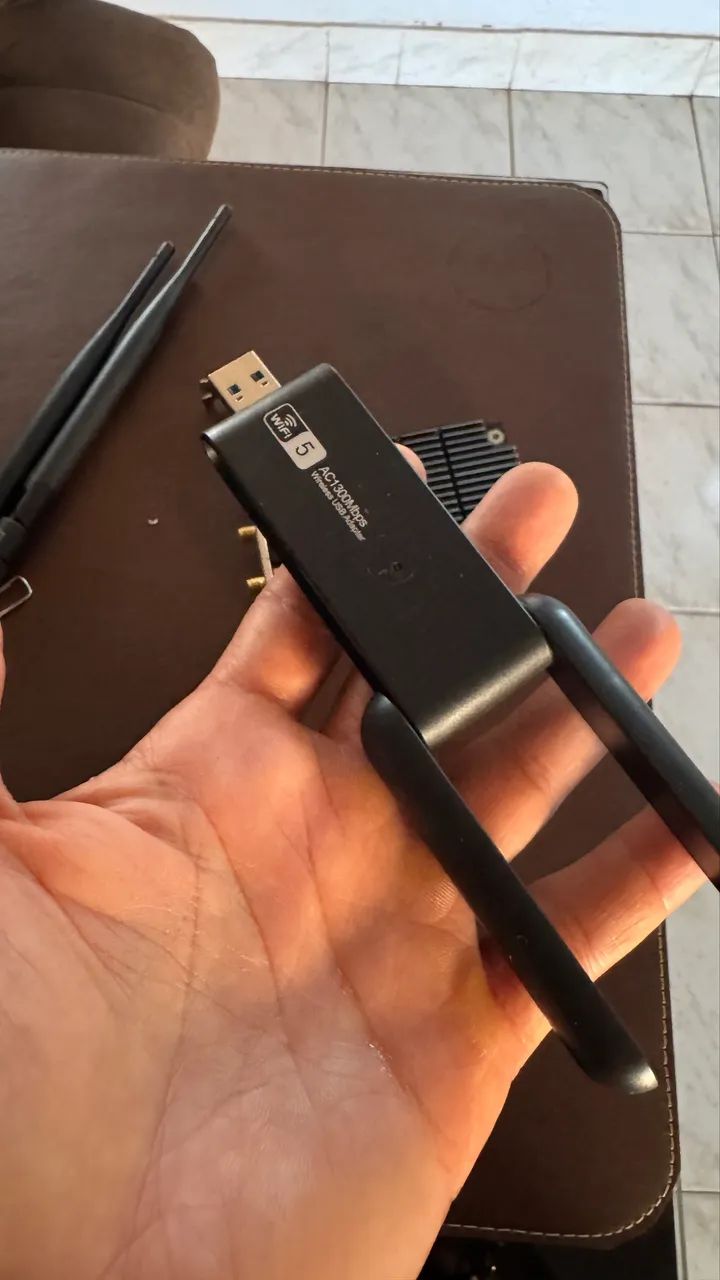  Adaptador USB Wireless Dual Band AC1300Mbp - Foto 2