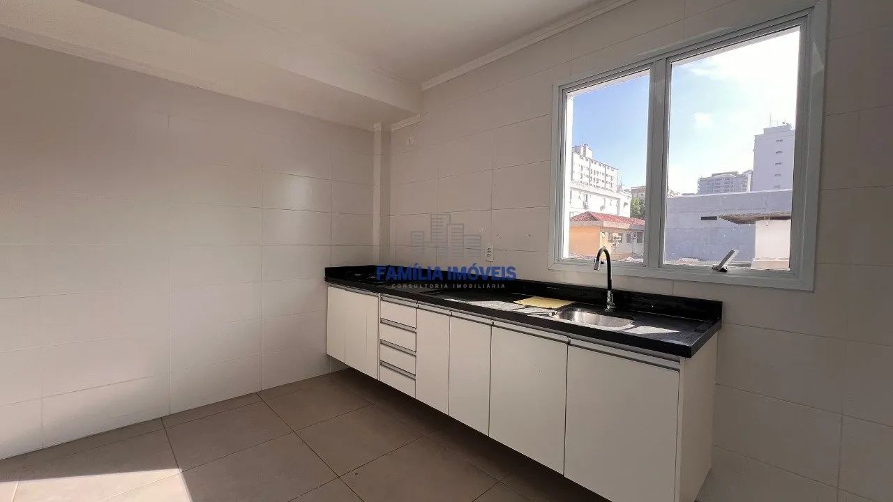 Casa triplex pra alugar 2 suítes churrasqueira Campo Grande Santos - Foto 7