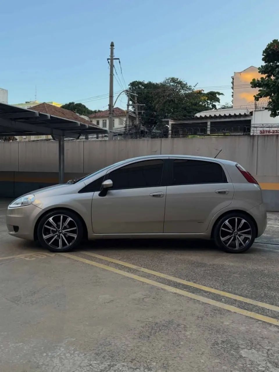 Fiat Punto Essence 1.6 Flex 16V 5P 2012 - Foto 2