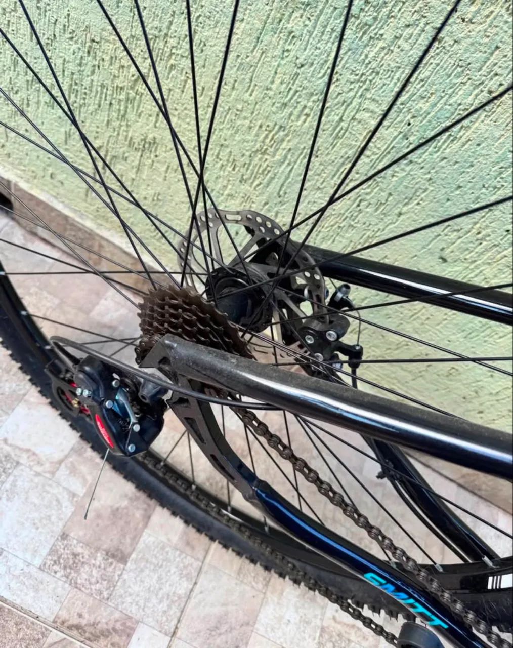 Vende-se Bicicleta aro 29 - Foto 4