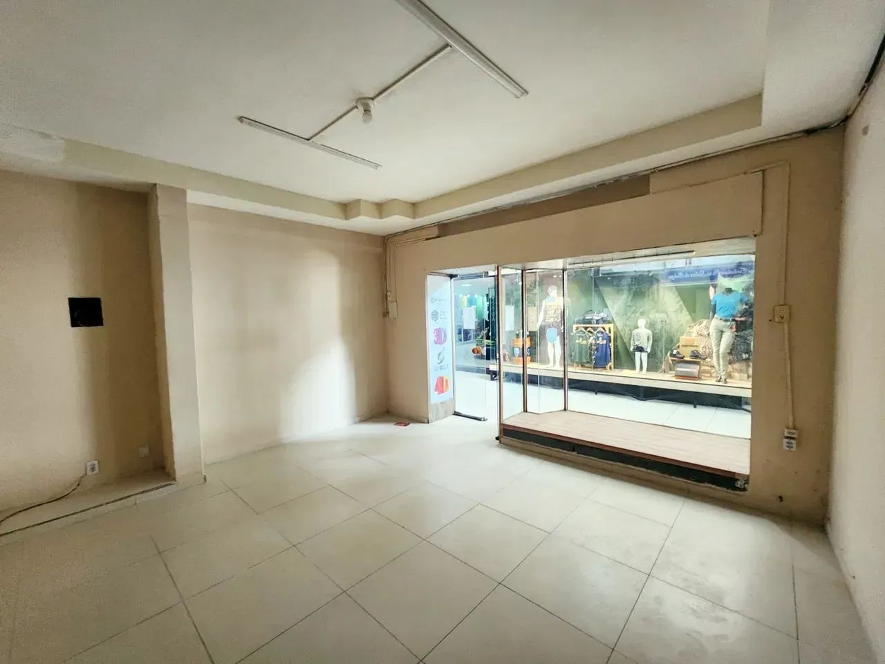 Lojas para venda no Centro comercial com   73m² em Alecrim - Natal - RN - Foto 3