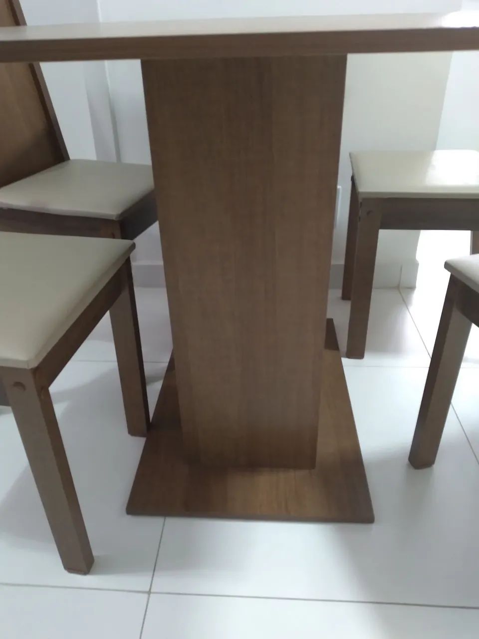 Mesa e Cadeiras  - Foto 4
