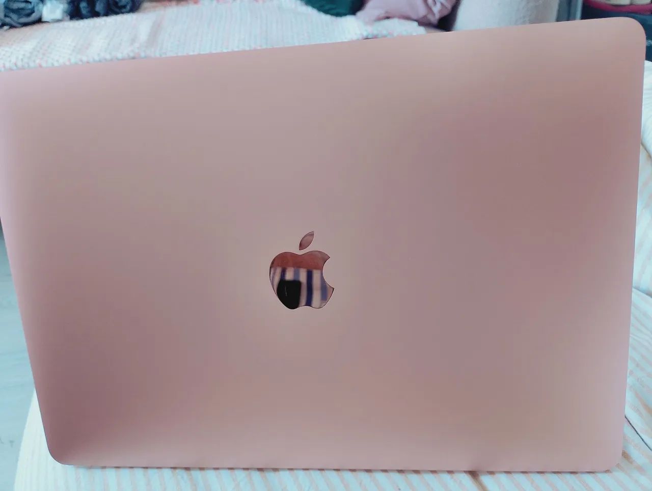 MacBook 13 polegadas, 8G RAM Rosa - Foto 2
