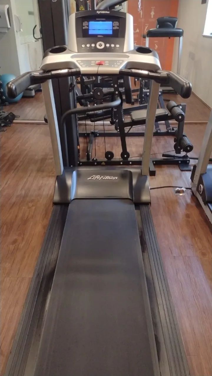 Esteira elétrica T3 Life Fitness 