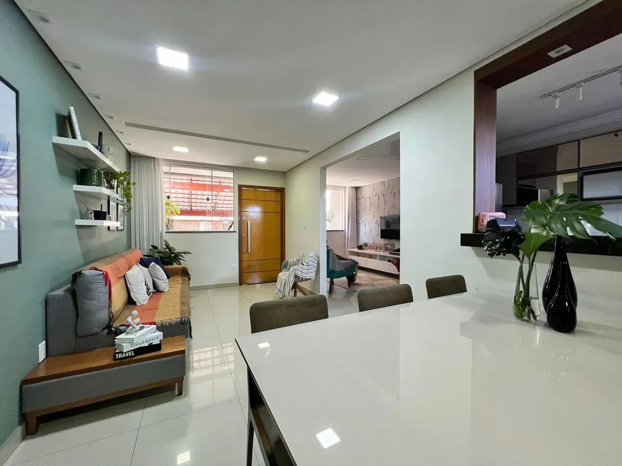 Casa com 3 quartos sendo 1 suíte 3 banheiros 2 vagas - Foto 3