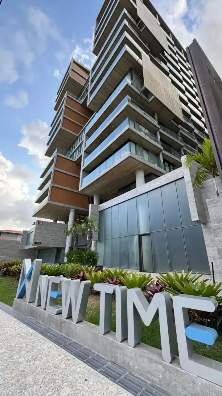 Cobertura no Edifício New Time, de frete para o Mar de Pajuçara