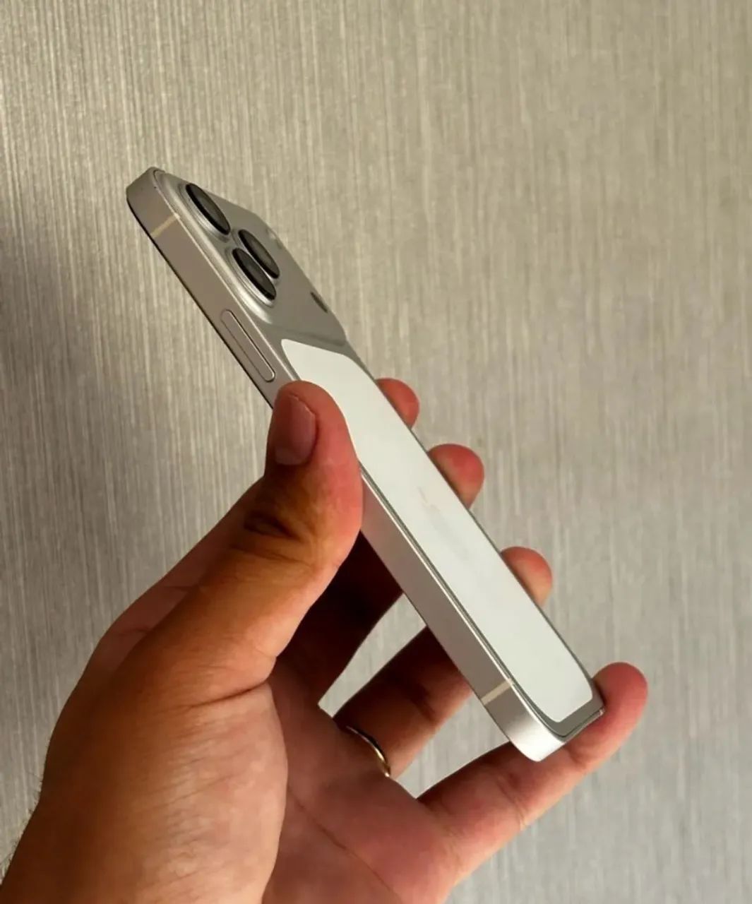 iPhone 11 128gb transformado 17 pro - Foto 2